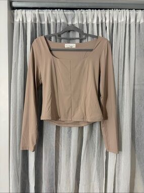 Wild Skyes Taupe Scoop-Neck Long Sleeve Top